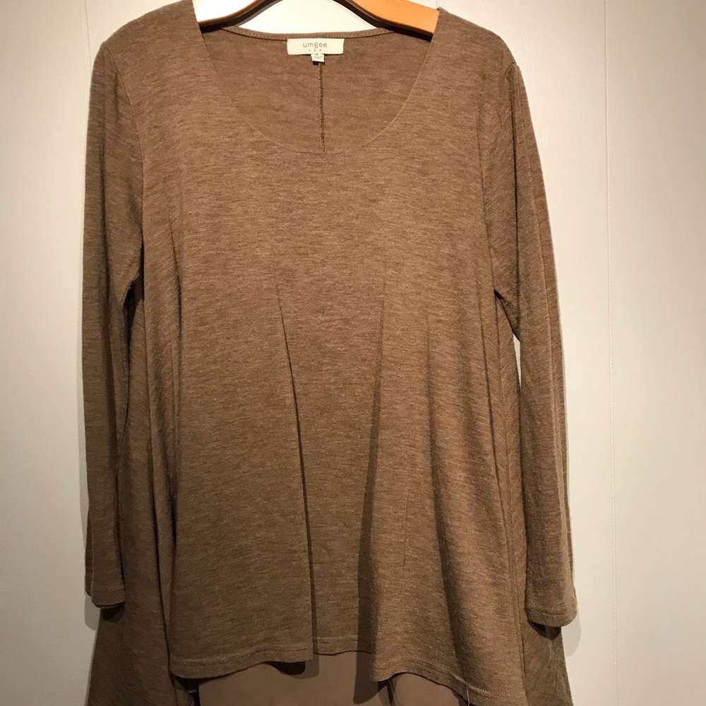 Flowy sweater top